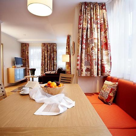 Sonnblick Apartments Und Zimmer - Nationalpark Sommercard Inklusive 홀레르스바흐 임 핀츠가우 외부 사진